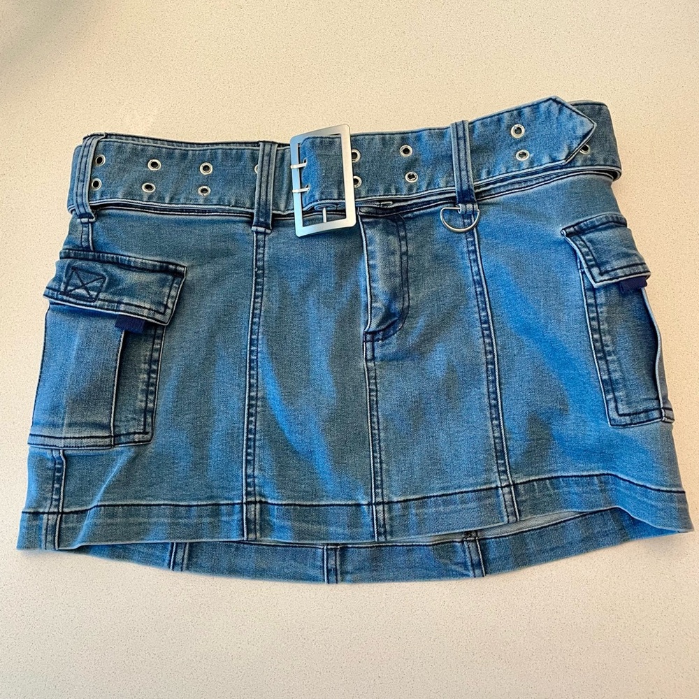 Urban Outfitters Joan denim cargo skirt